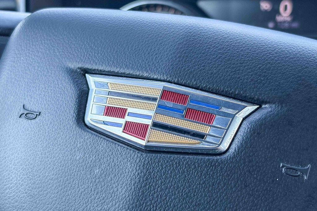 Used 2023 Cadillac XT6 Luxury image 24