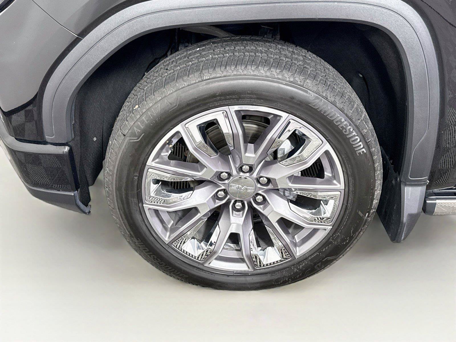 Used 2023 GMC Sierra 1500 Denali AWD/4WD image 8