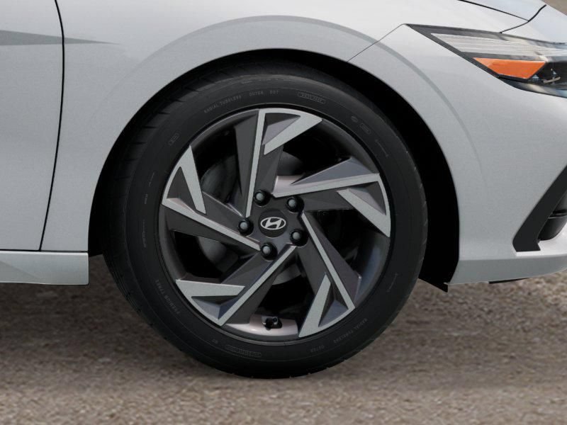 New 2026 Hyundai Elantra Limited FWD image 8