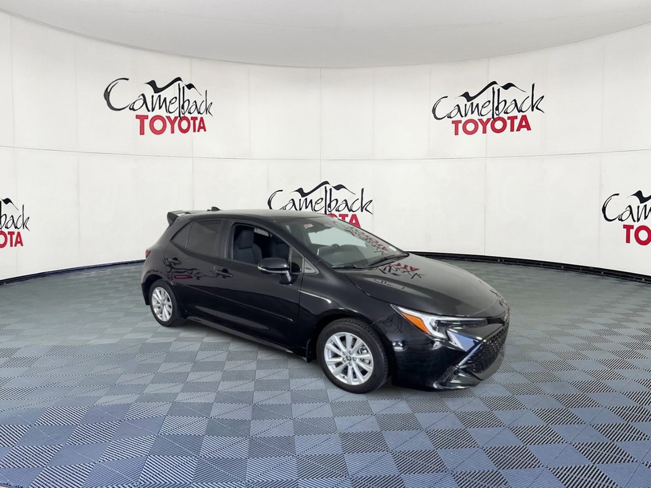 Used 2026 Toyota Corolla SE FWD image 5