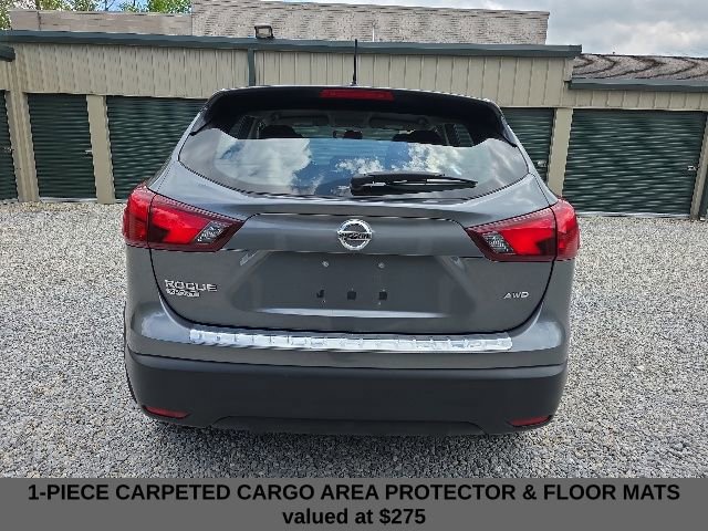 Used 2018 Nissan Rogue Sport S w/ S Appearance Package AWD/4WD image 4