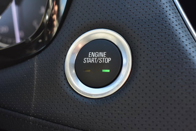 Used 2025 Cadillac XT5 Premium Luxury image 31