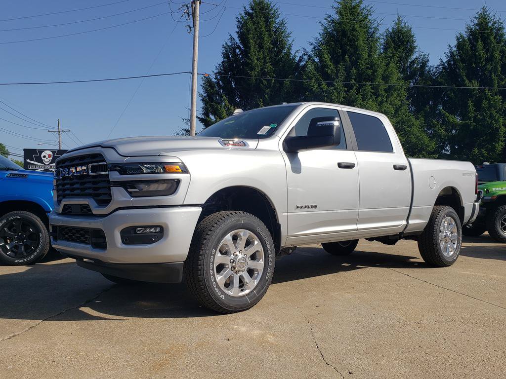New 2026 RAM 2500 Big Horn AWD/4WD image 8