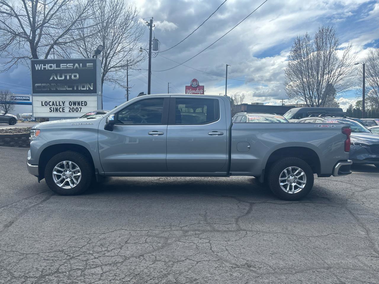 Used 2023 Chevrolet Silverado 1500 LT w/ Safety Package image 2