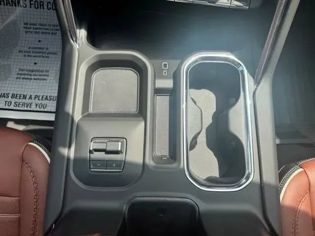 New 2026 GMC Sierra 2500 Denali Ultimate w/ LPO, Black Badging Package AWD/4WD image 28