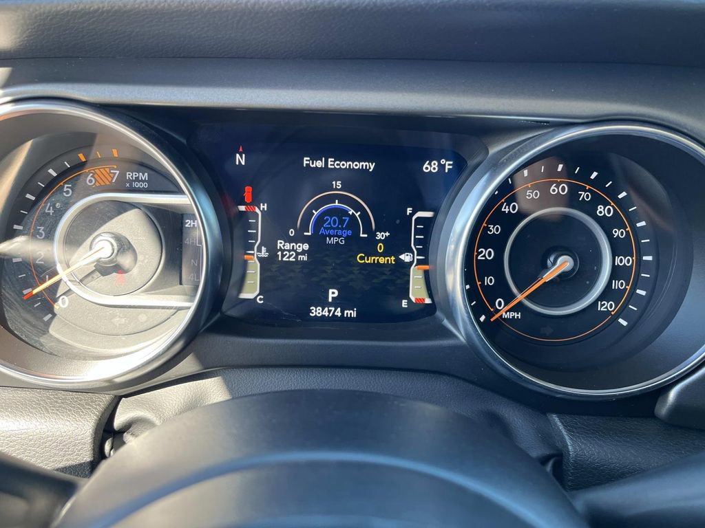 Used 2023 Jeep Wrangler Sport S image 30