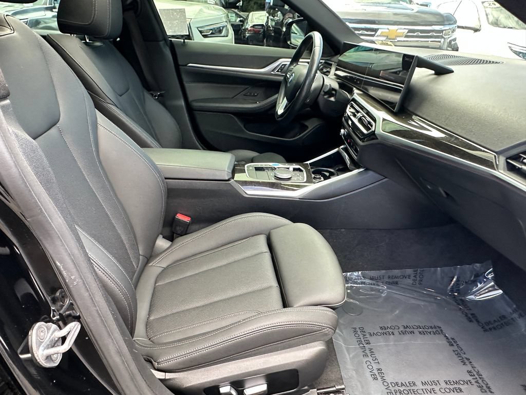 Used 2023 BMW i4 eDrive35 w/ Premium Package RWD image 16