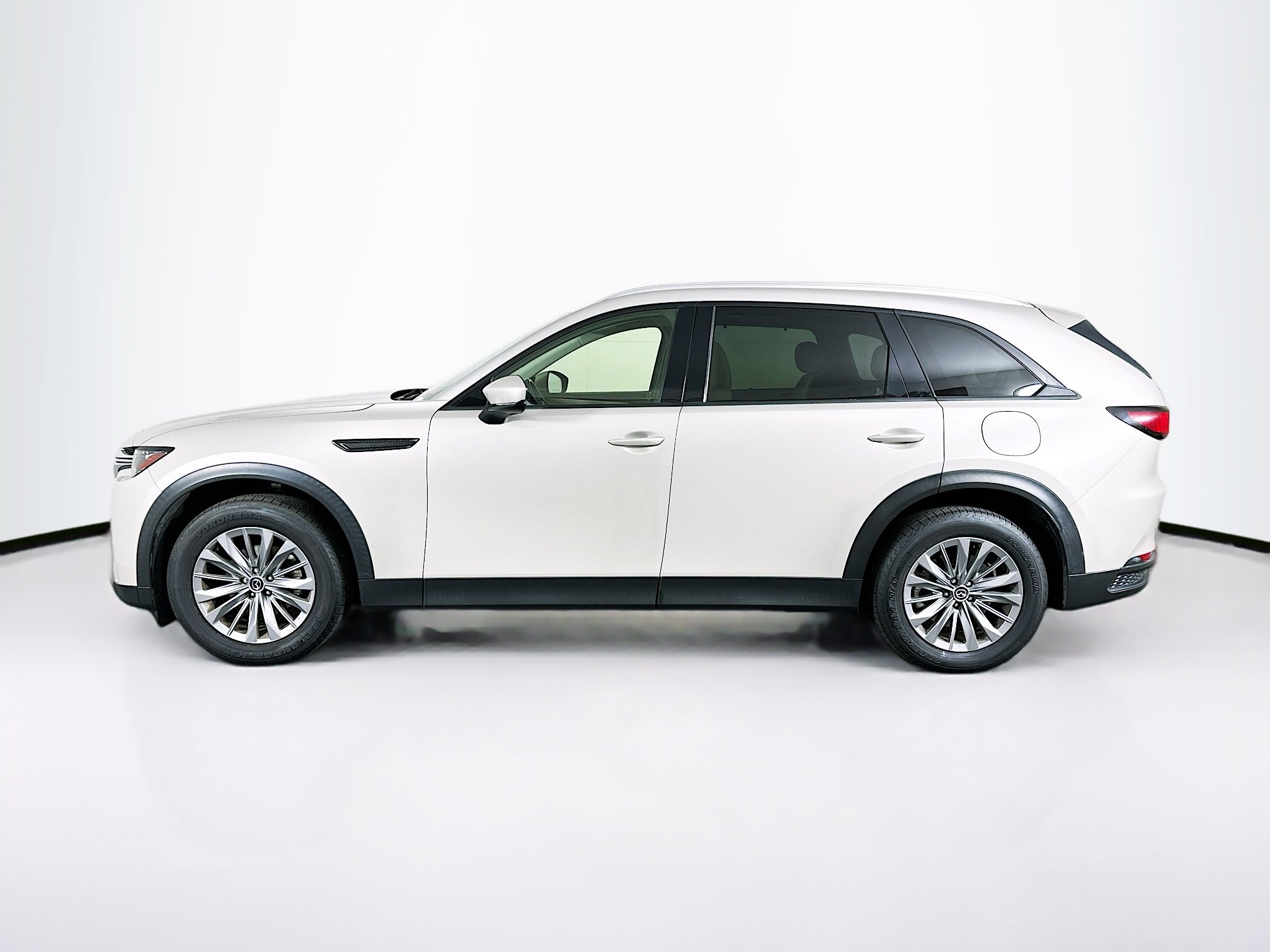 Used 2024 MAZDA CX-90 3.3 Turbo w/ Preferred Plus image 4