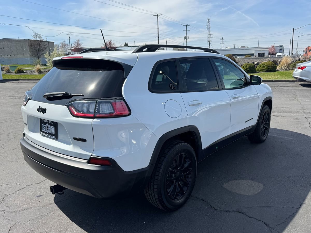 Used 2020 Jeep Cherokee Latitude w/ Cold Weather Group image 9