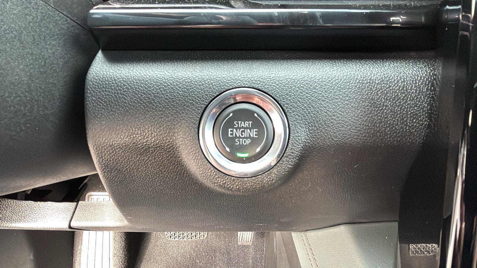 New 2026 GMC Terrain AT4 w/ Convenience Package III image 11