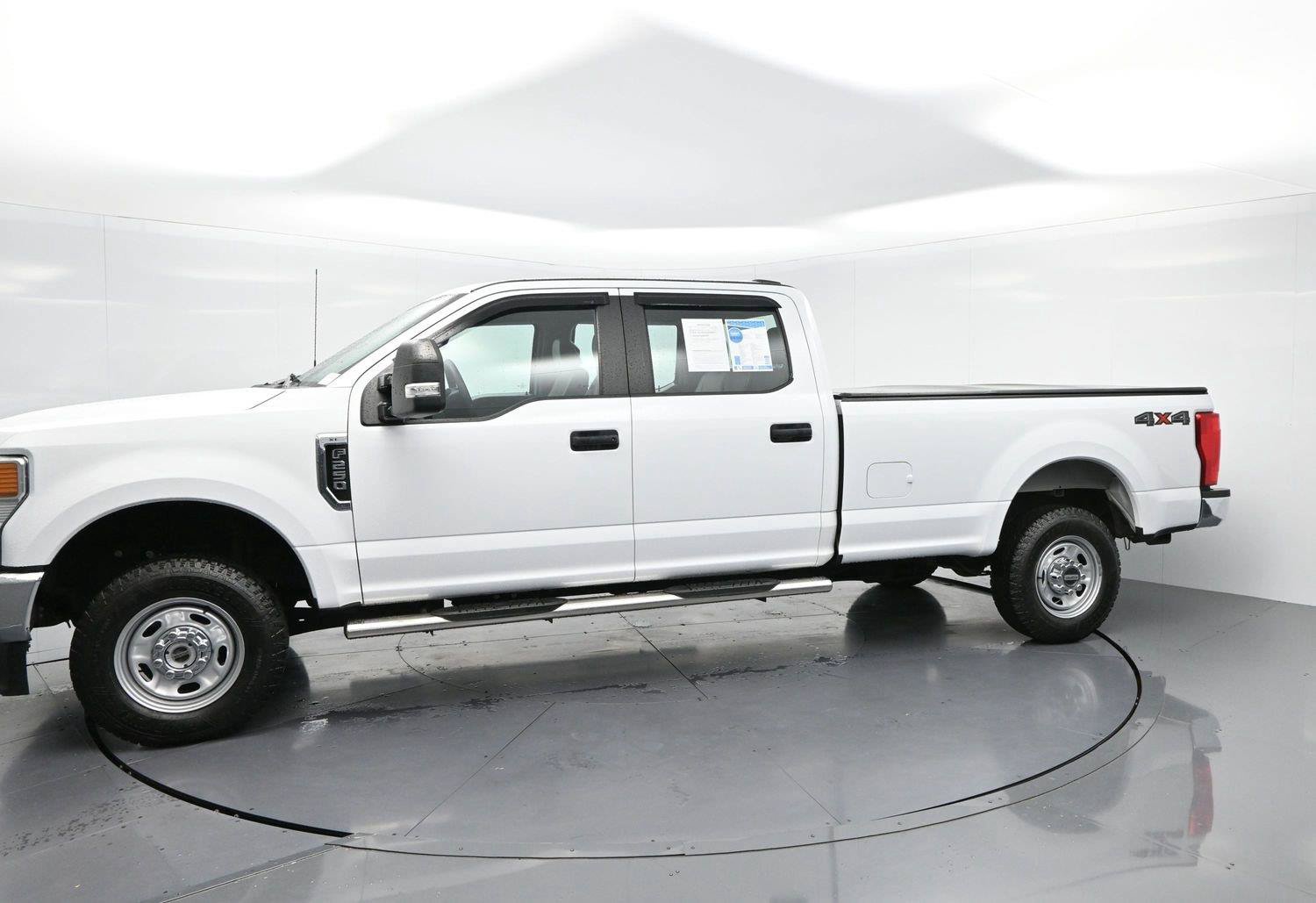 Used 2022 Ford F250 XL w/ Power Equipment Group AWD/4WD image 4