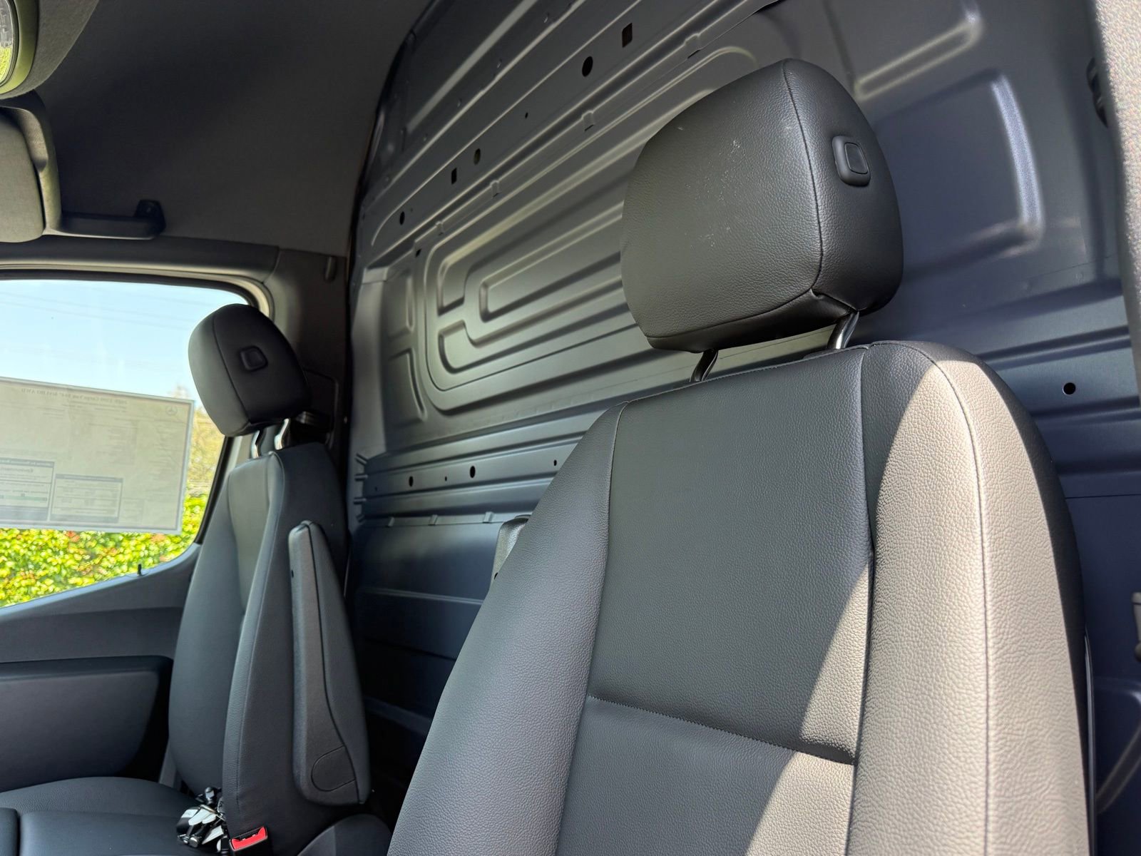 New 2025 Mercedes-Benz Sprinter 2500 image 24