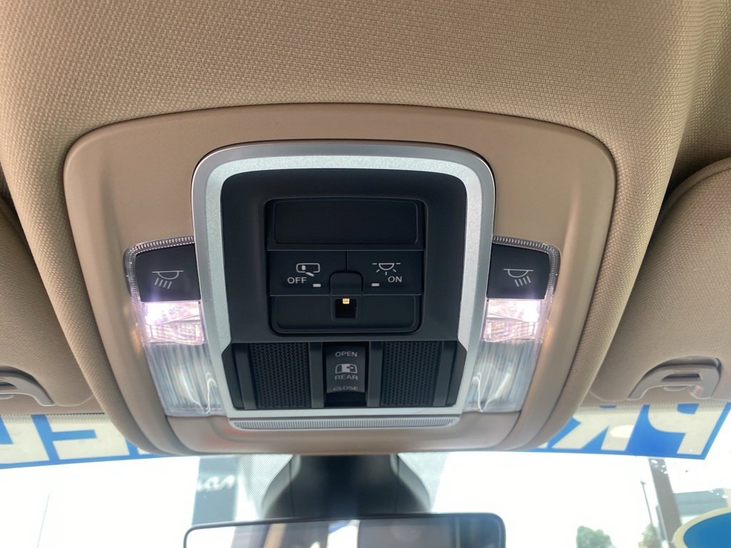 Used 2022 RAM 3500 Laramie image 26