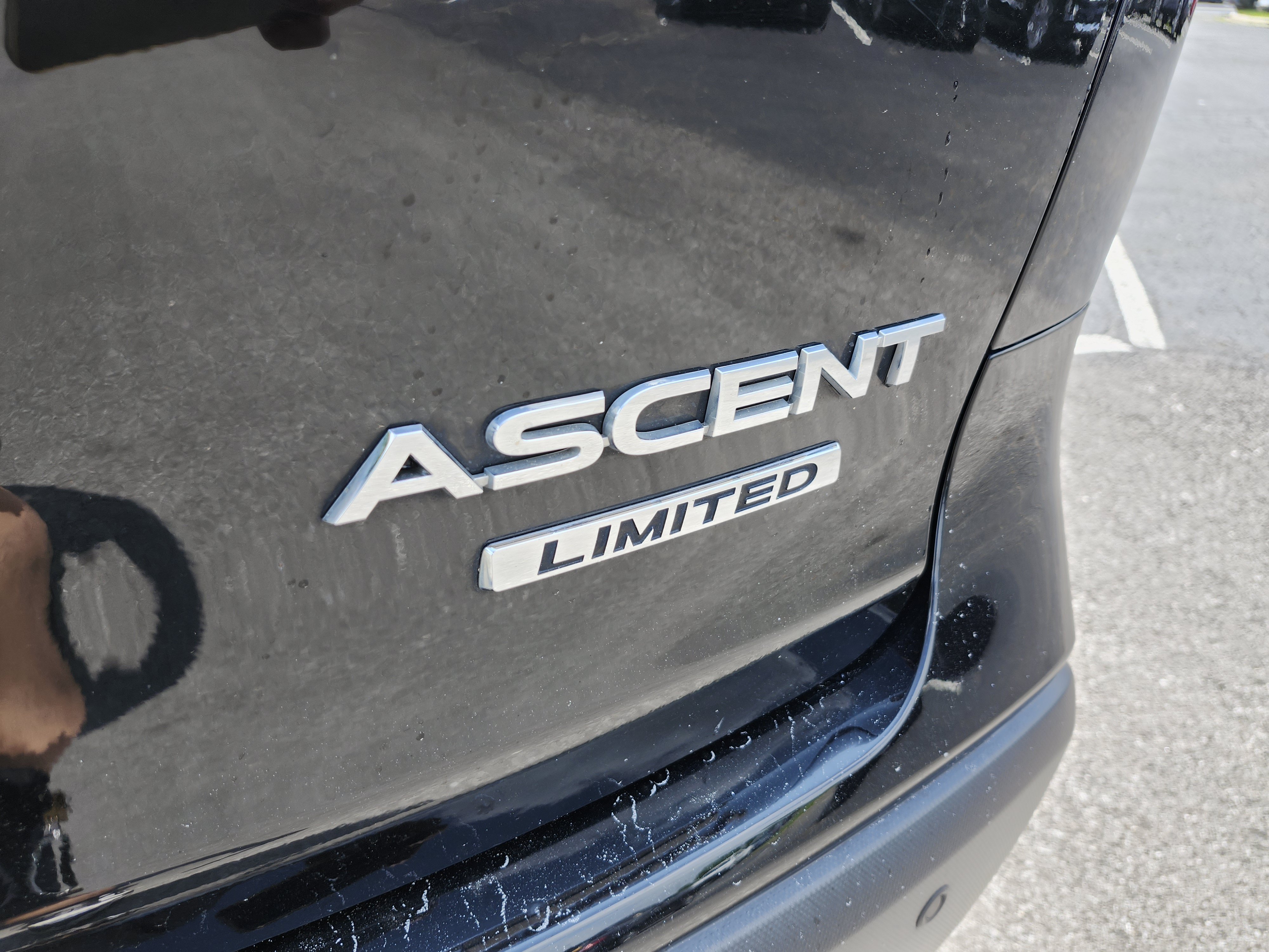 Used 2022 Subaru Ascent Limited AWD/4WD image 23