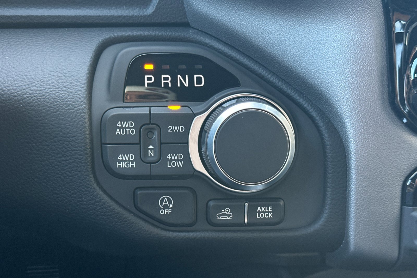 New 2026 RAM 1500 4x4 Crew Cab image 19