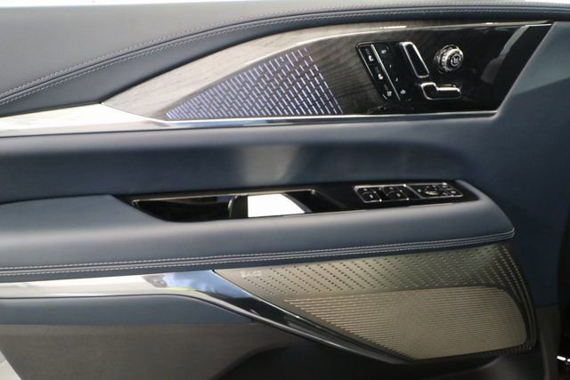 New 2025 Cadillac Escalade IQ Sport 2 image 27