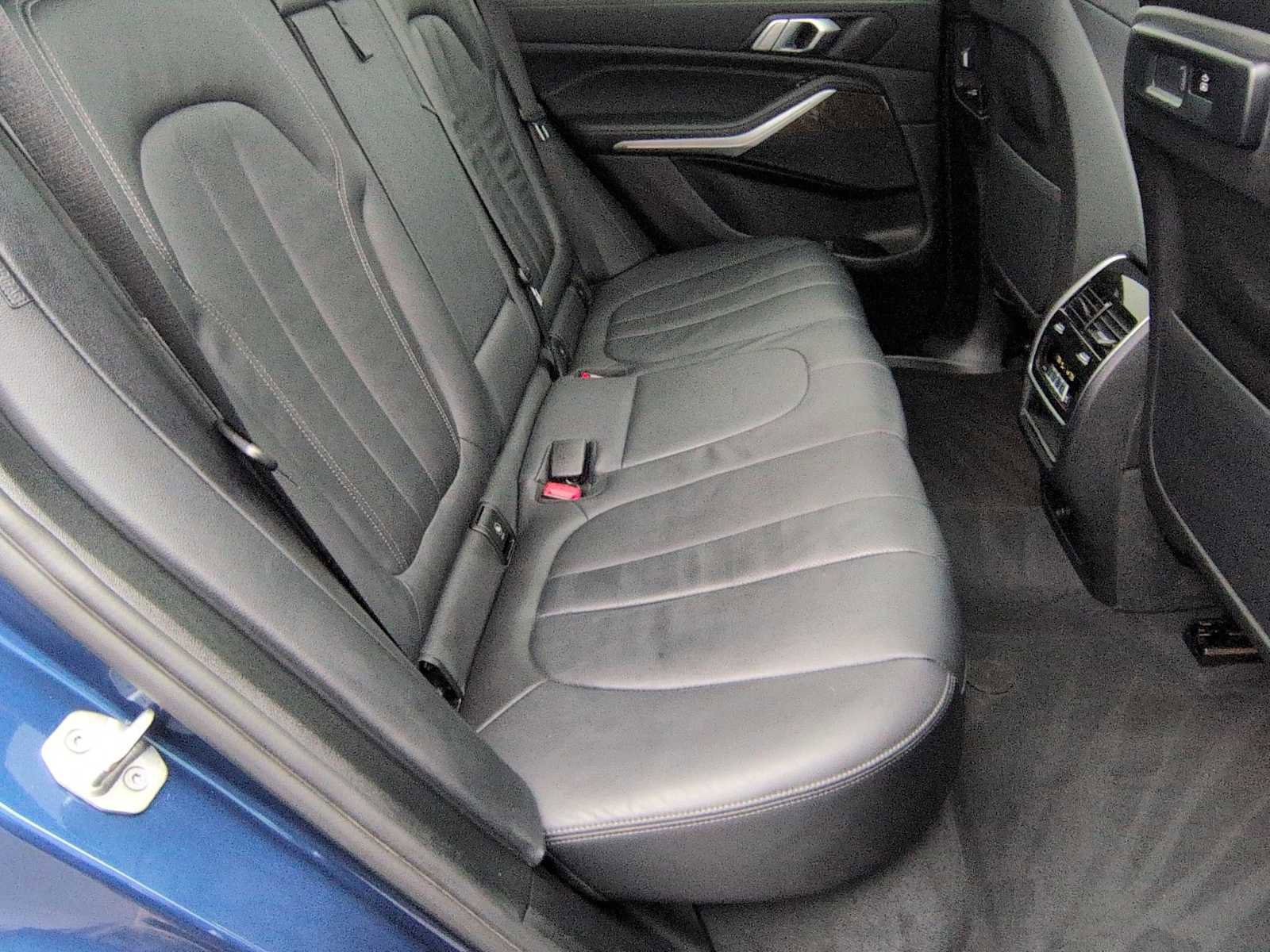 Certified 2022 BMW X5 xDrive40i w/ Parking Assistance Package image 22