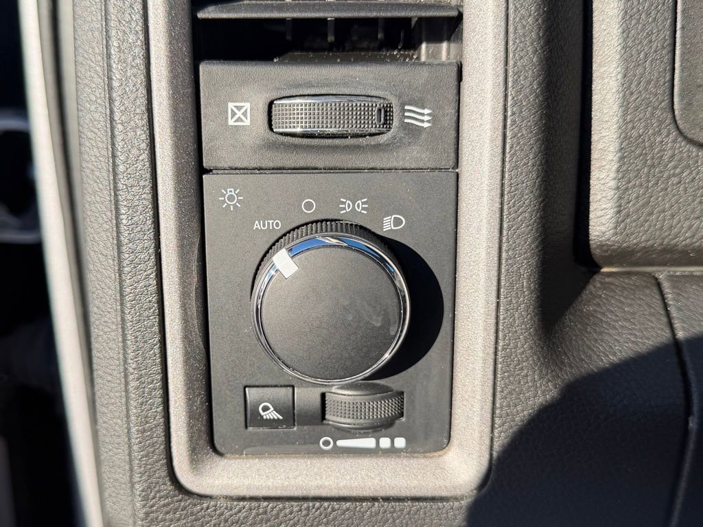 Used 2023 RAM 1500 Tradesman image 17