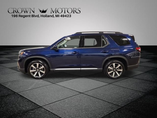 Used 2024 Honda Pilot Touring image 6