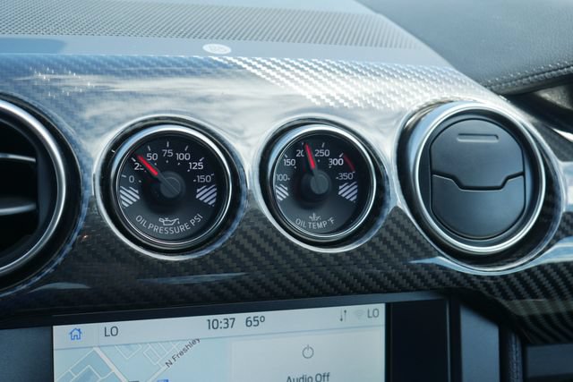 Used 2022 Ford Mustang Shelby GT500 w/ Carbon Fiber Track Pack RWD image 21