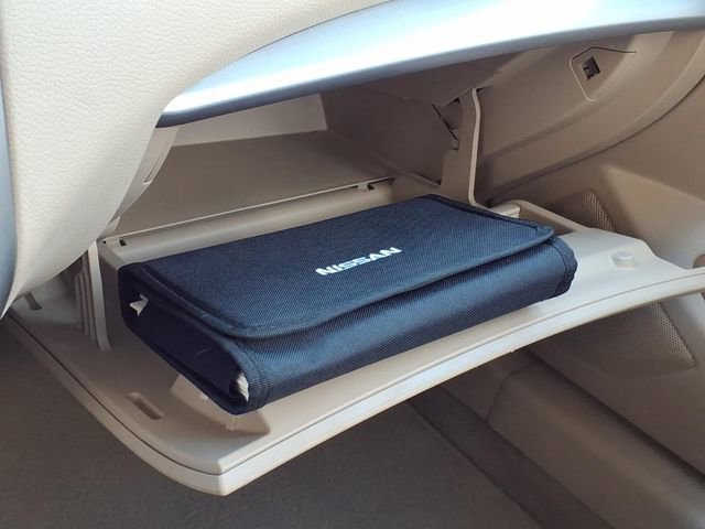 Used 2013 Nissan Altima 2.5 SV image 29