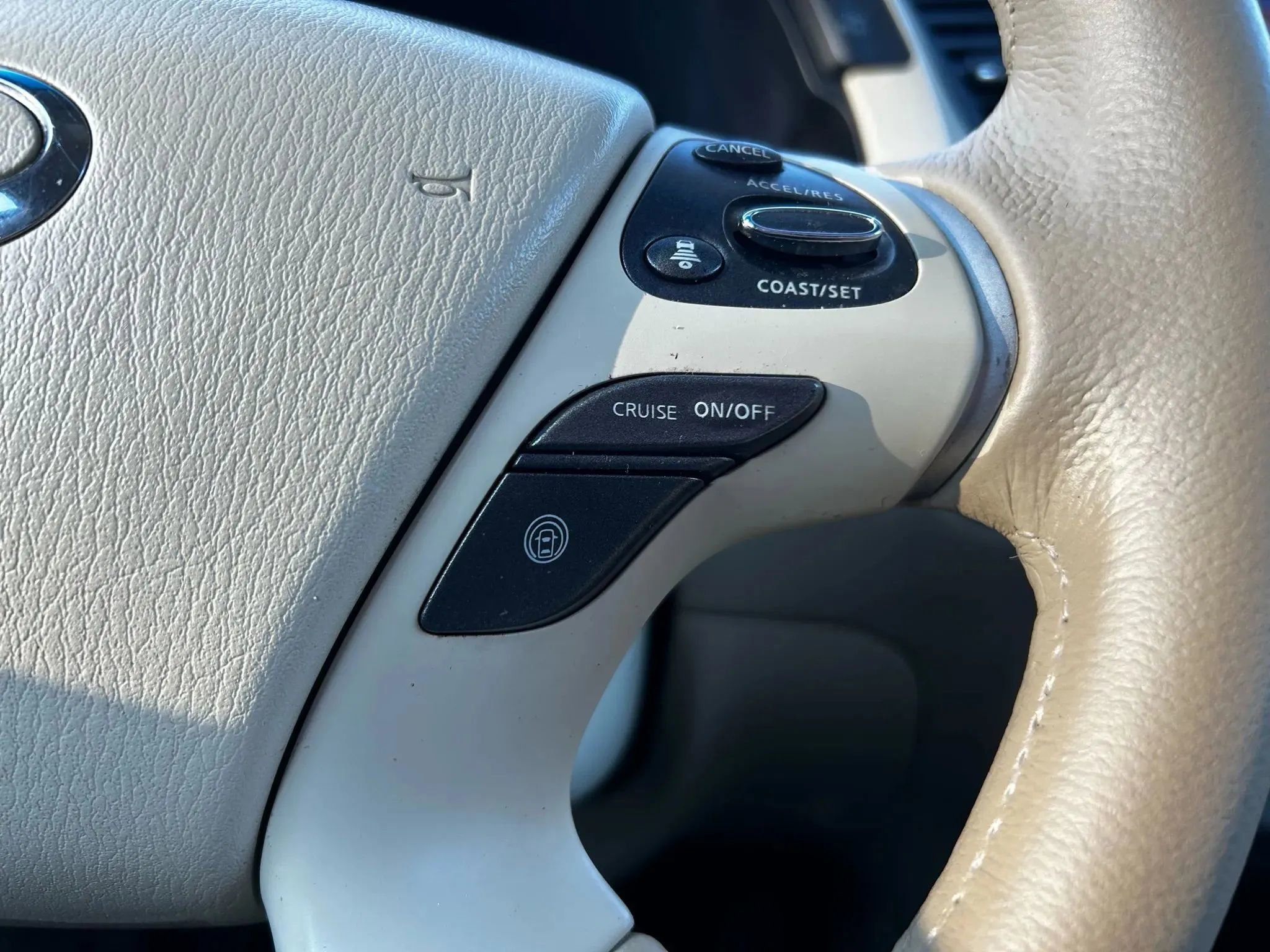 Used 2013 INFINITI JX35 FWD w/ Premium Pkg image 15