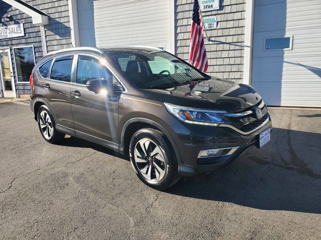 Used 2015 Honda CR-V Touring image 2