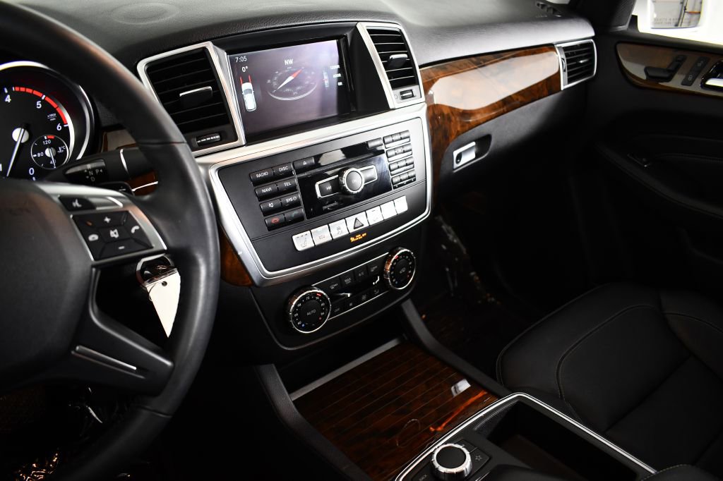 Used 2015 Mercedes-Benz ML 250 BlueTEC 4MATIC image 28