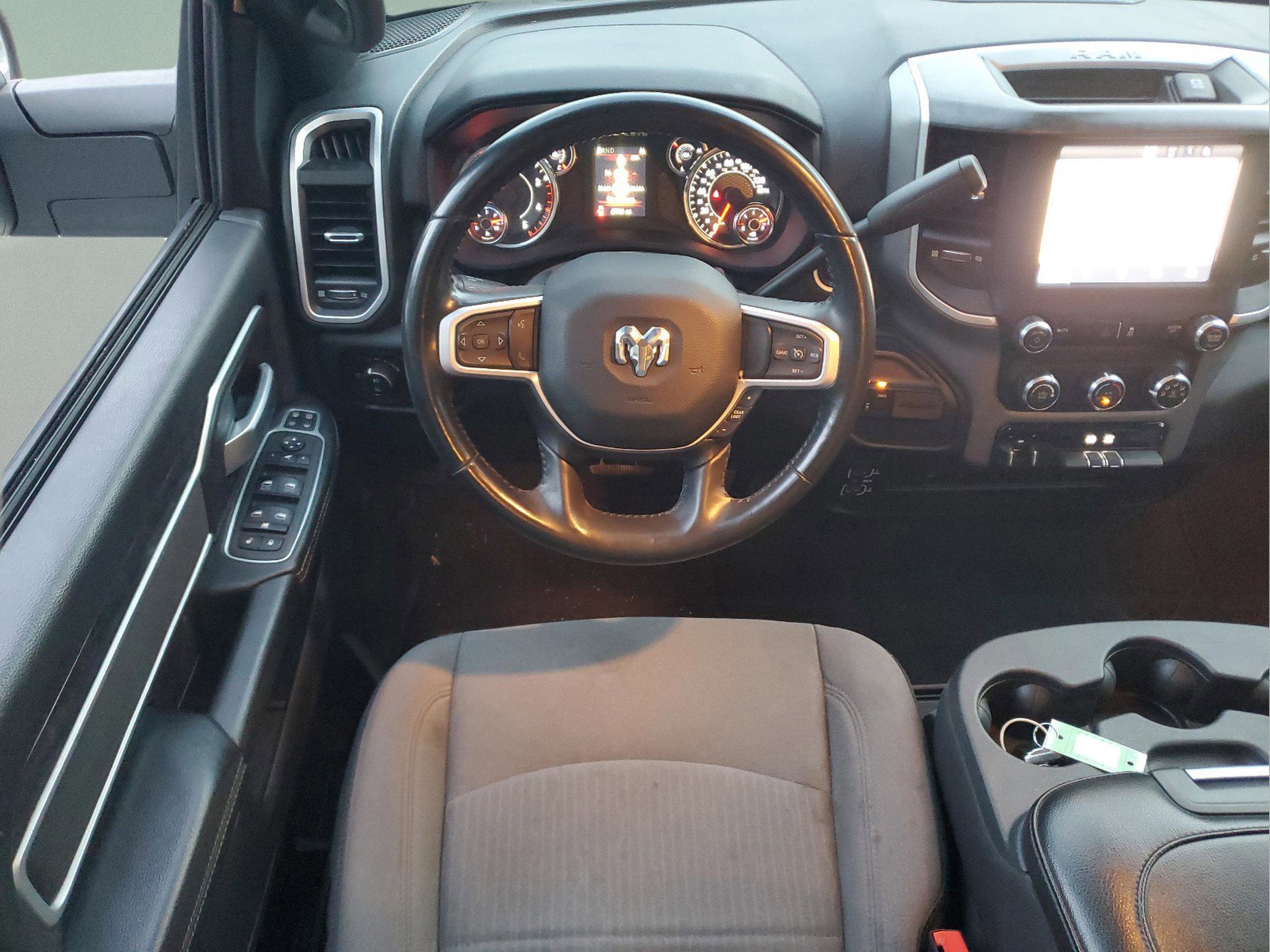 Used 2024 RAM 3500 Big Horn image 8