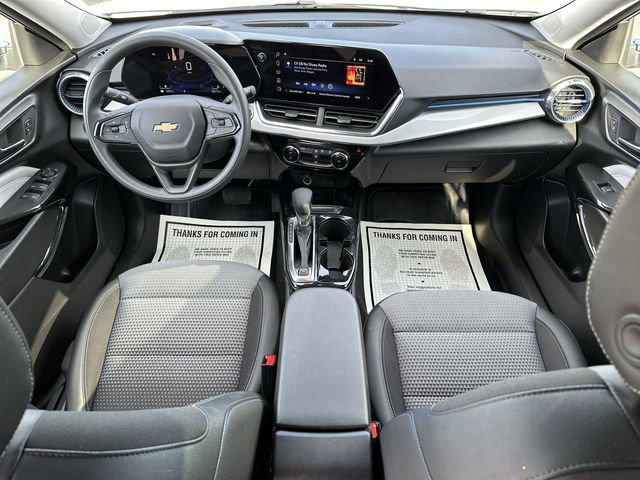 Used 2025 Chevrolet Trax LT image 20