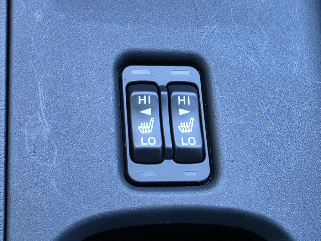 Used 2022 Toyota GR86 Premium RWD image 18