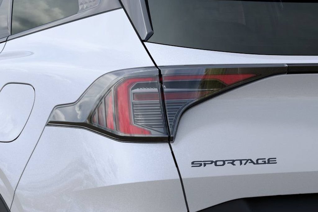 New 2026 Kia Sportage X-Line w/ X-Line Technology Package AWD/4WD image 13