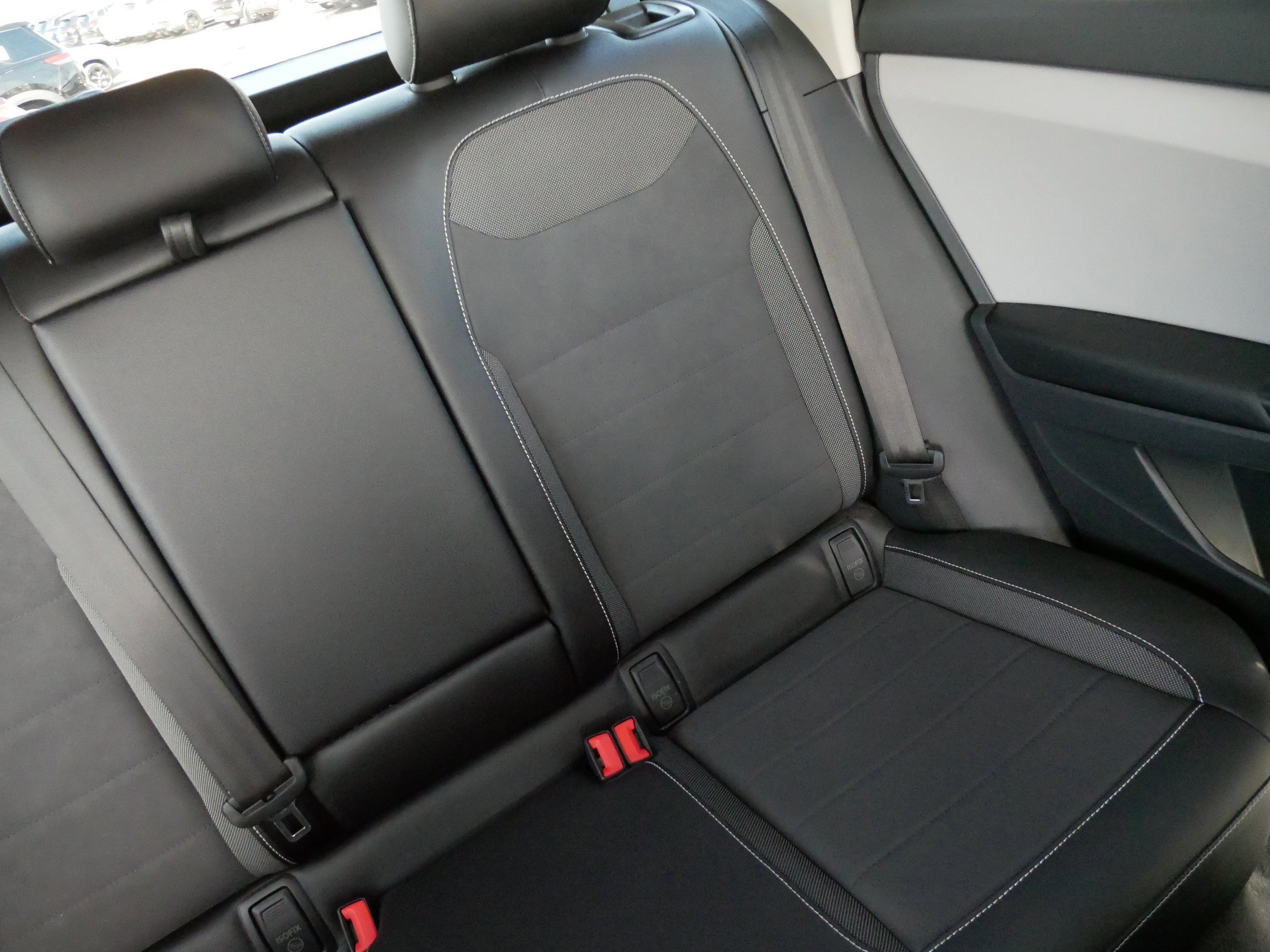 Certified 2023 Volkswagen Taos SE w/ Black Wheel Package image 14