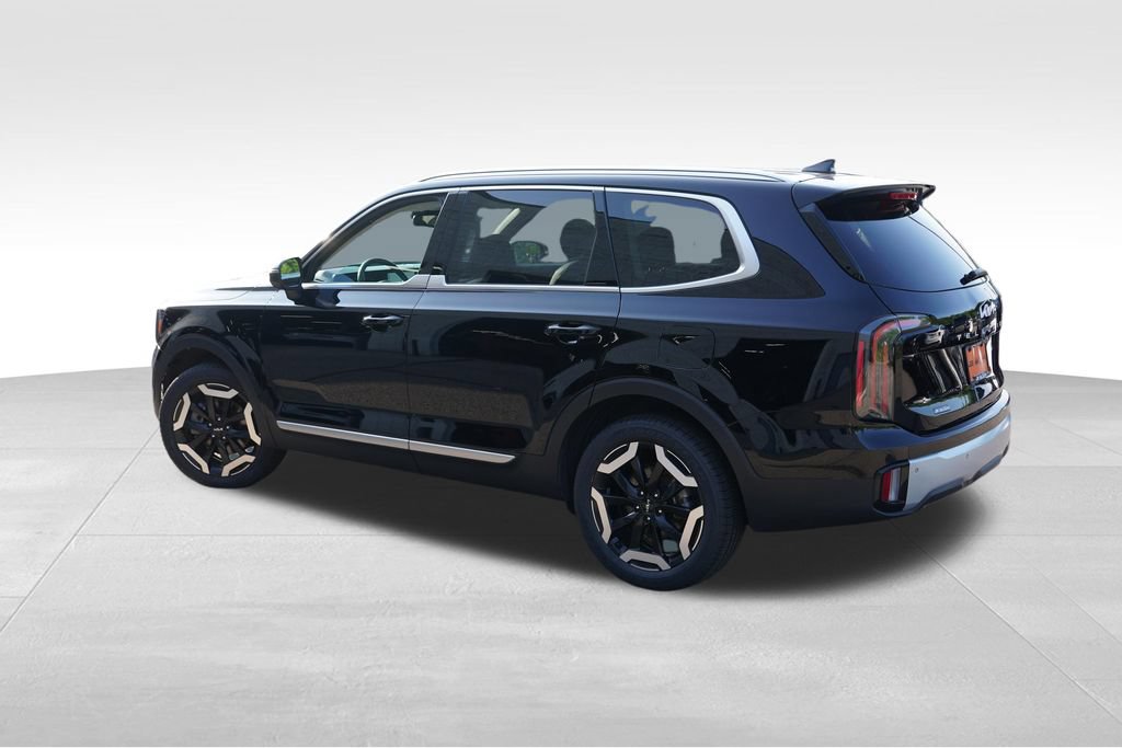 Certified 2024 Kia Telluride EX w/ EX Captain's Chair Package AWD/4WD image 8