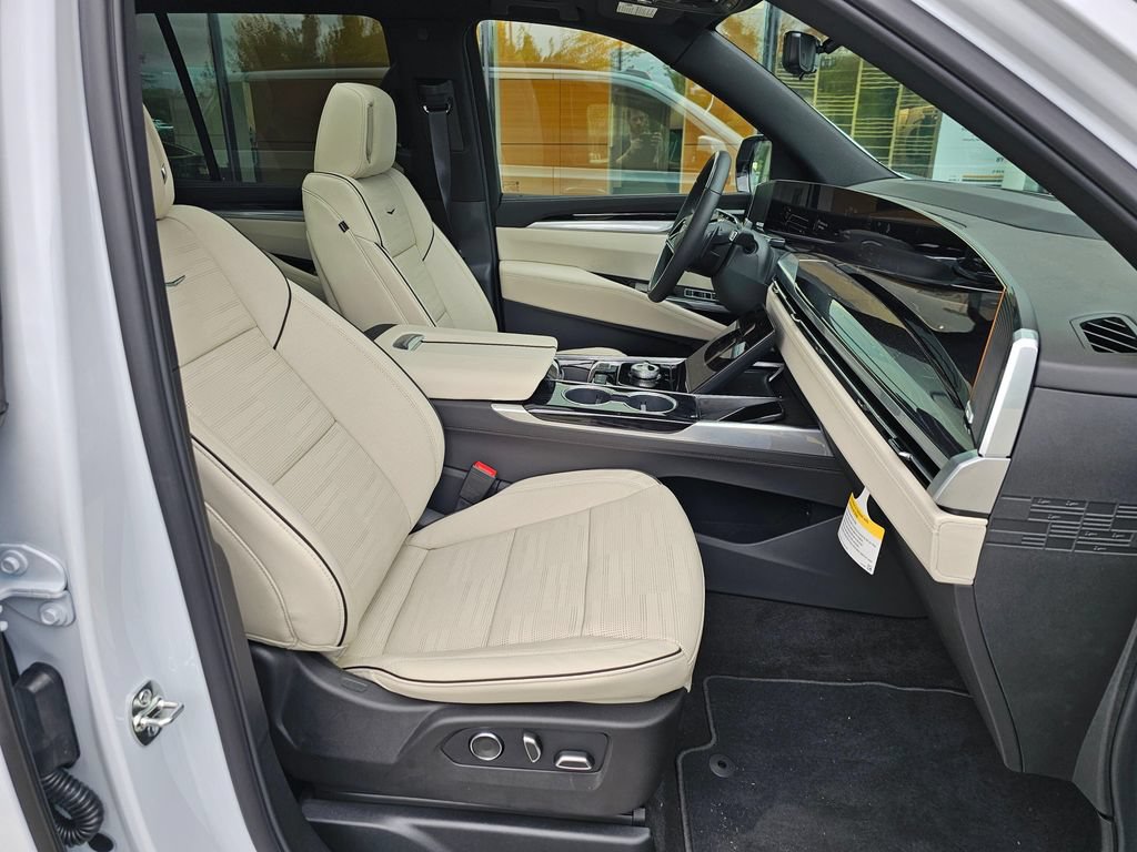 New 2026 Cadillac Escalade Sport w/ Touring Package AWD/4WD image 11