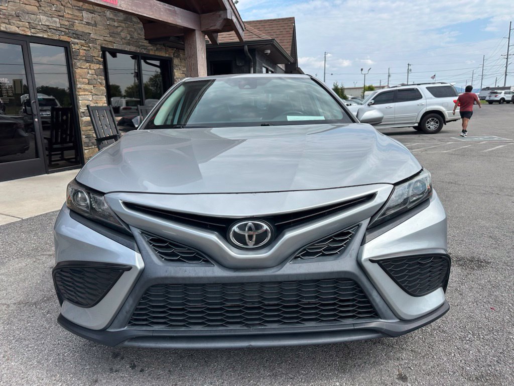 Used 2021 Toyota Camry SE FWD image 9