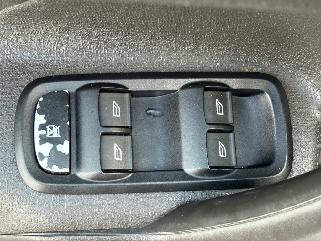 Used 2019 Ford Fiesta SE w/ Equipment Group 201A FWD image 11