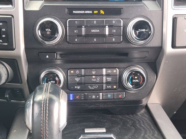 Used 2018 Ford F150 Platinum w/ Equipment Group 701A Luxury image 17