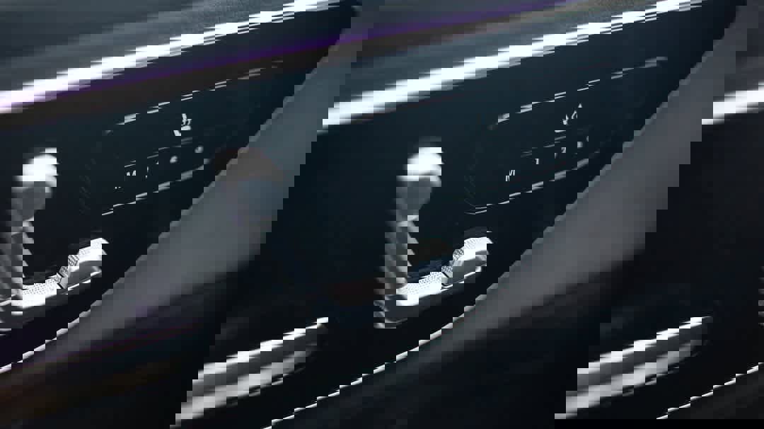 Certified 2025 Mercedes-Benz GLC 300 4MATIC image 28