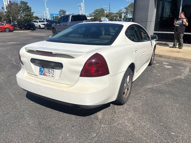 Used 2006 Pontiac Grand Prix FWD image 8