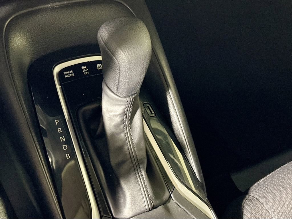 Used 2024 Toyota Corolla LE image 17