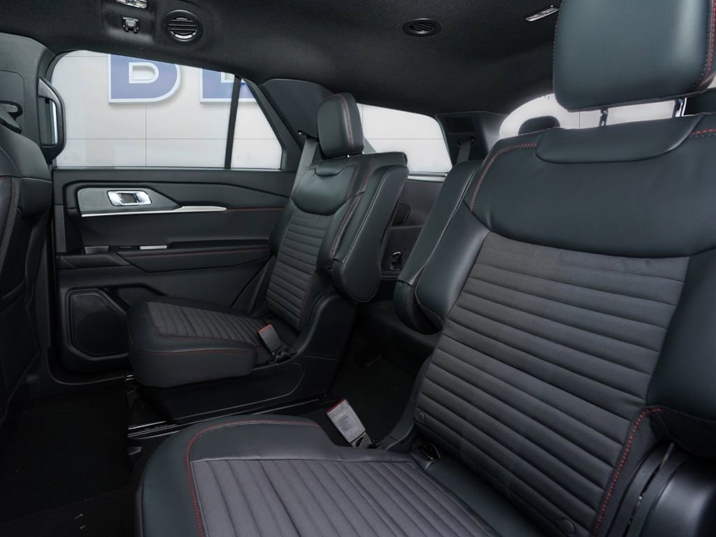 New 2026 Ford Explorer ST-Line image 22