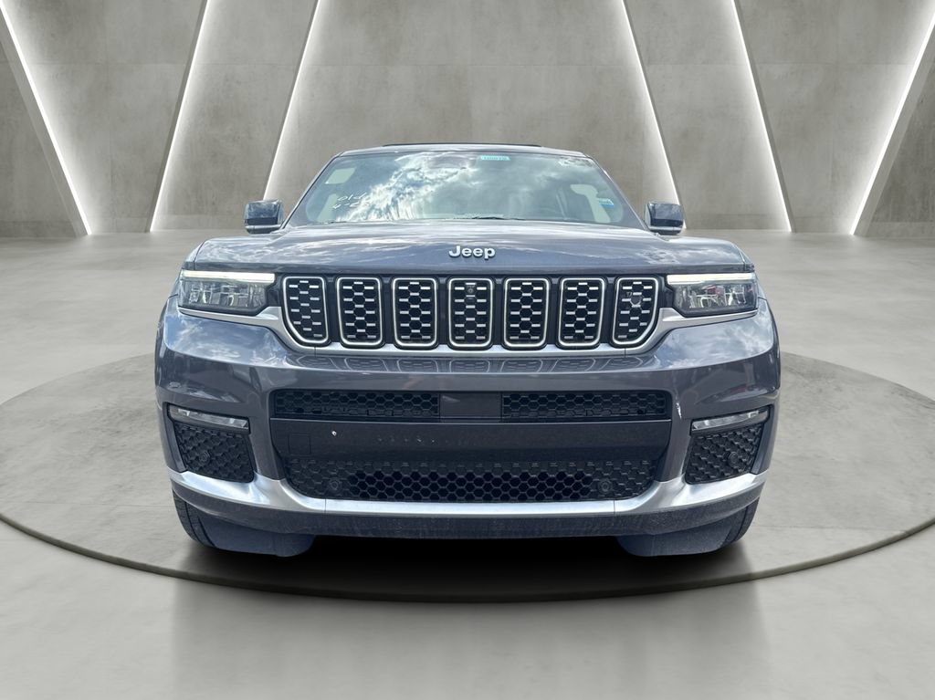Used 2021 Jeep Grand Cherokee L Summit AWD/4WD image 2