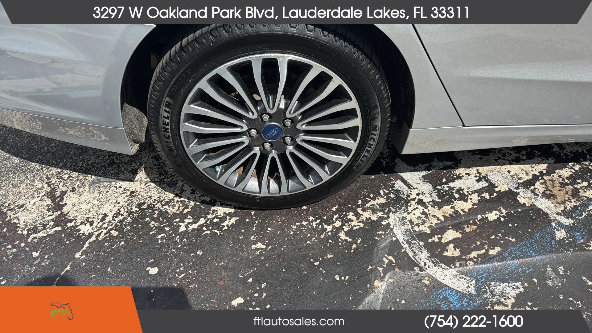 Used 2018 Ford Fusion SE w/ Fusion SE Technology Package FWD image 14