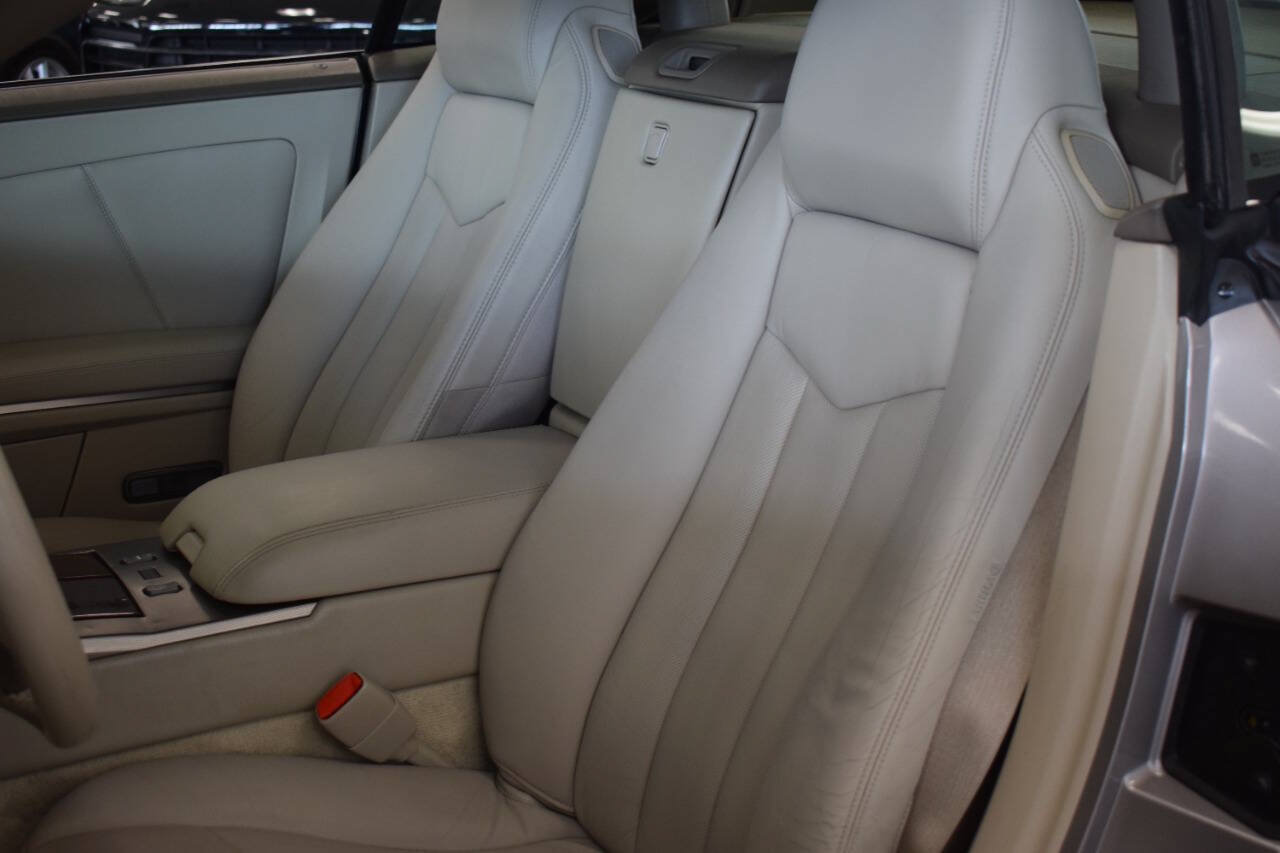 Used 2005 Cadillac XLR RWD image 97