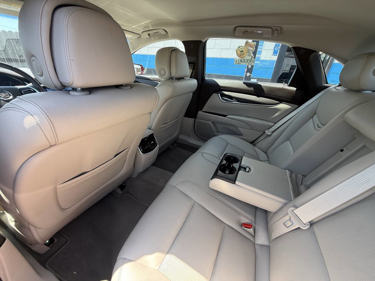 Used 2013 Cadillac XTS FWD image 12