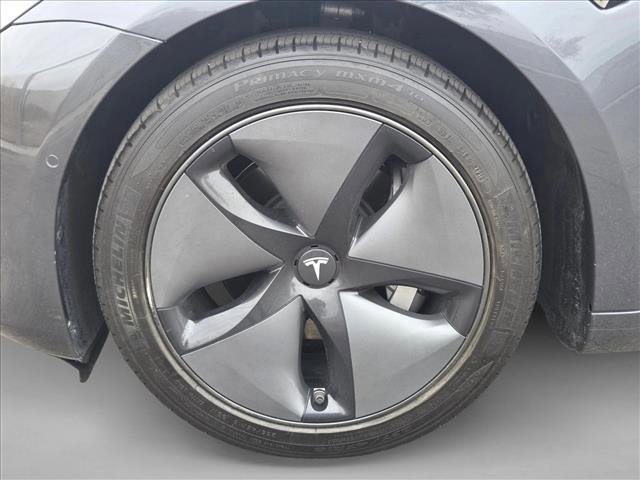 Used 2019 Tesla Model 3 Standard Range Plus image 23