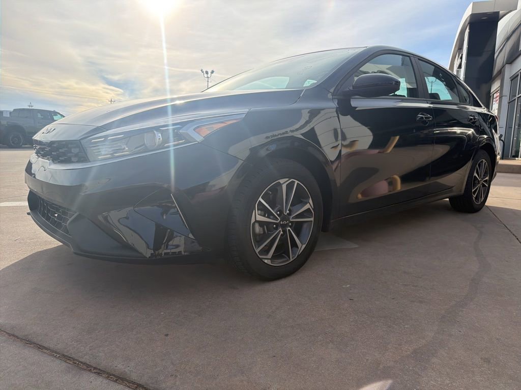 Used 2024 Kia Forte LXS image 7