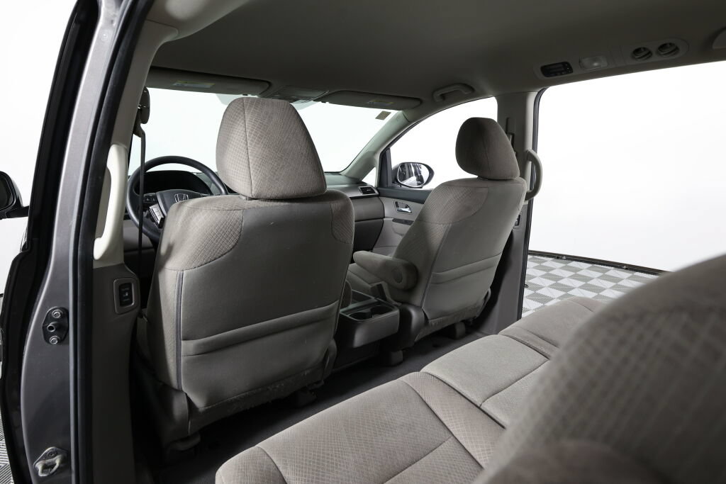 Used 2015 Honda Odyssey EX image 14
