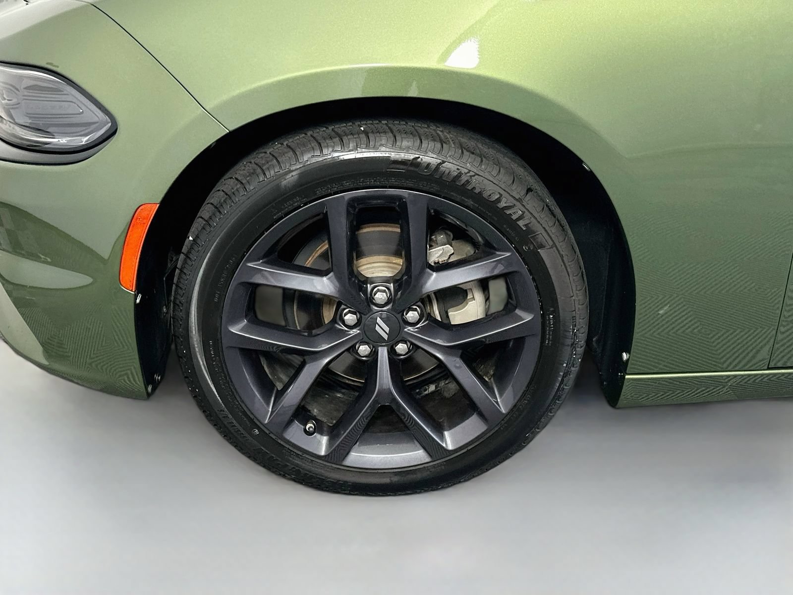 Used 2023 Dodge Charger SXT w/ Blacktop Package RWD image 28